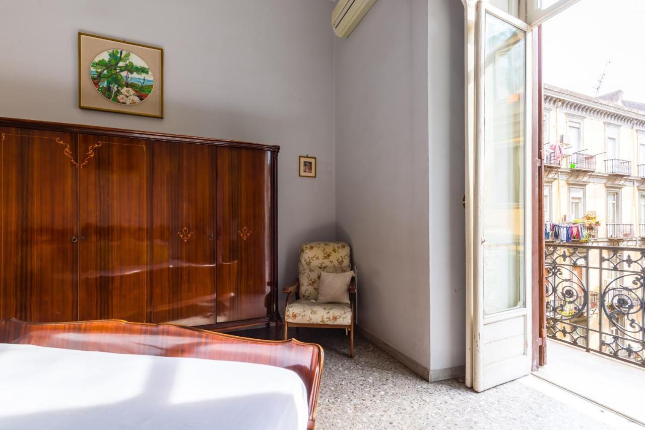 Rettifilo Family Apartment By Wonderful Italy Napoli Eksteriør billede