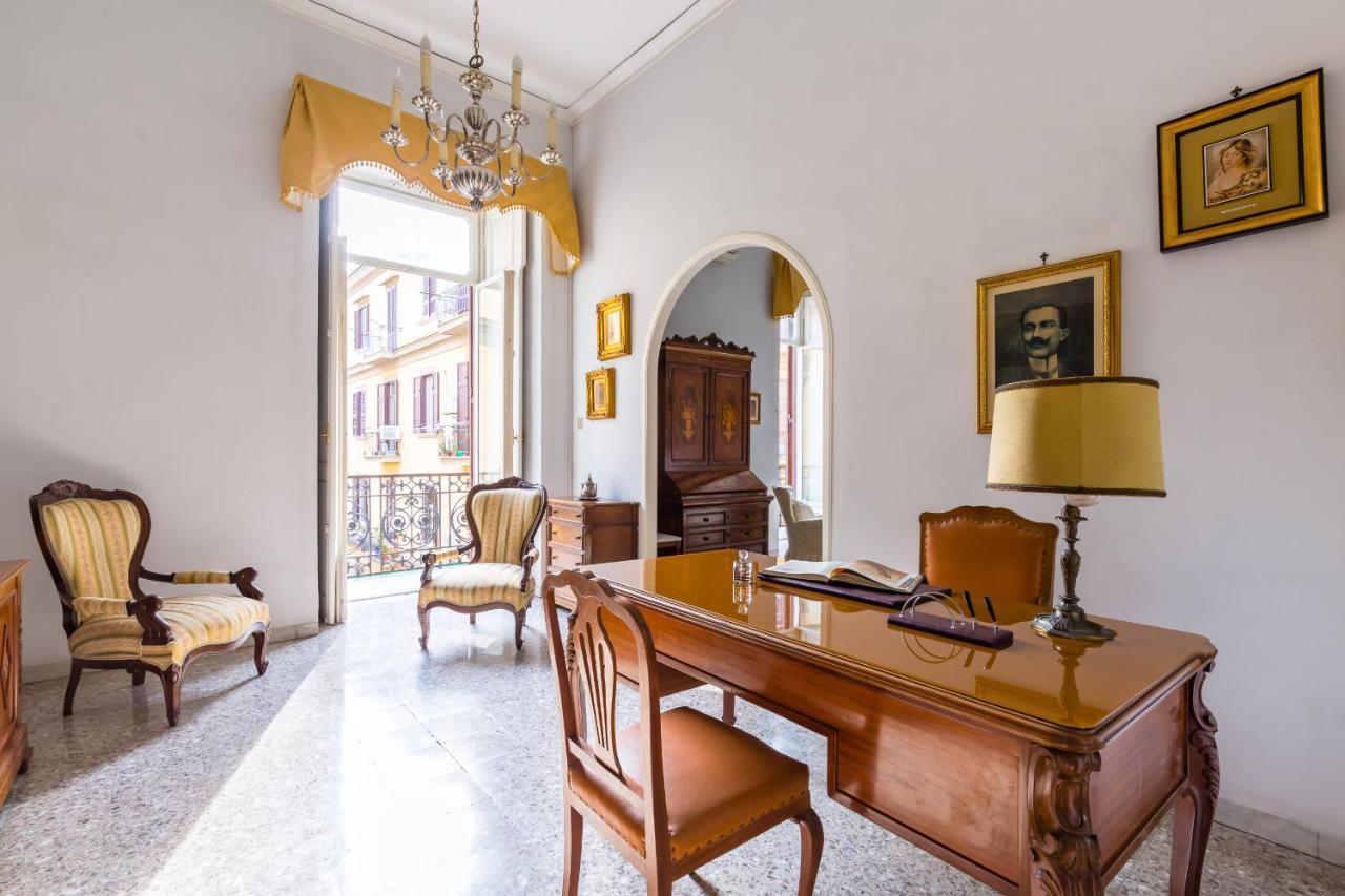 Rettifilo Family Apartment By Wonderful Italy Napoli Eksteriør billede