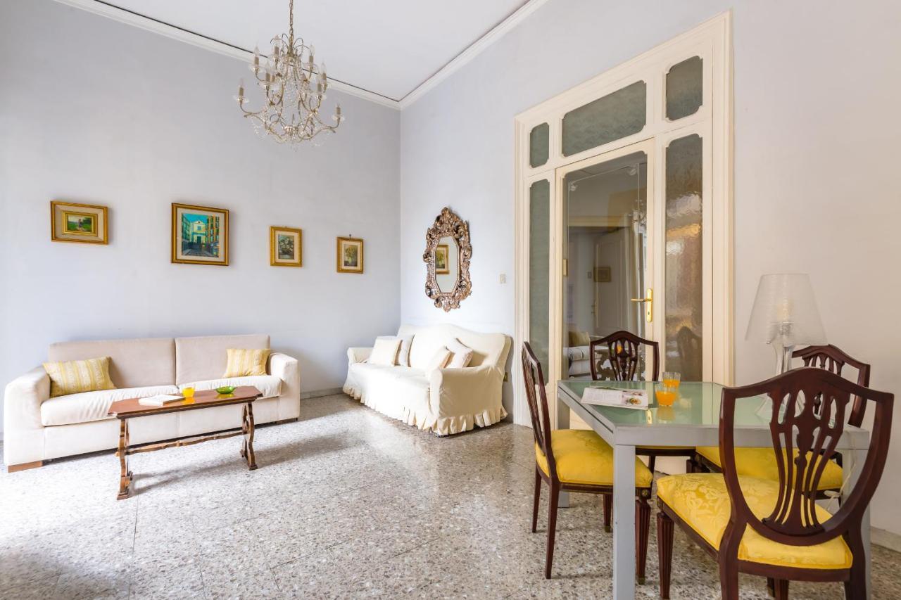 Rettifilo Family Apartment By Wonderful Italy Napoli Eksteriør billede